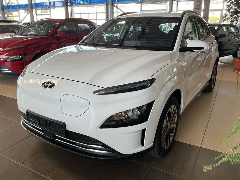 Weiß Gebraucht 2021 Hyundai Kona Select SUV | 16.490 € (Superpreis) - Bild 1/4