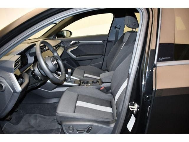 Gebraucht Audi A3 Advanced Plus 150 PS (110 kW) 2025 Mythosschwarz metallic (metallic) Limousine