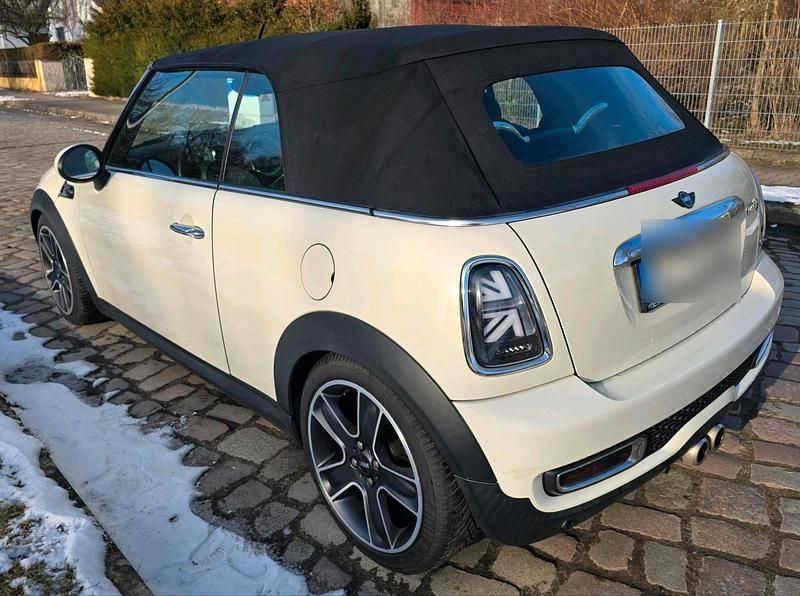 Gebraucht Mini Cooper S Cabriolet 183 PS (134 kW) 2011 Beige Cabrio