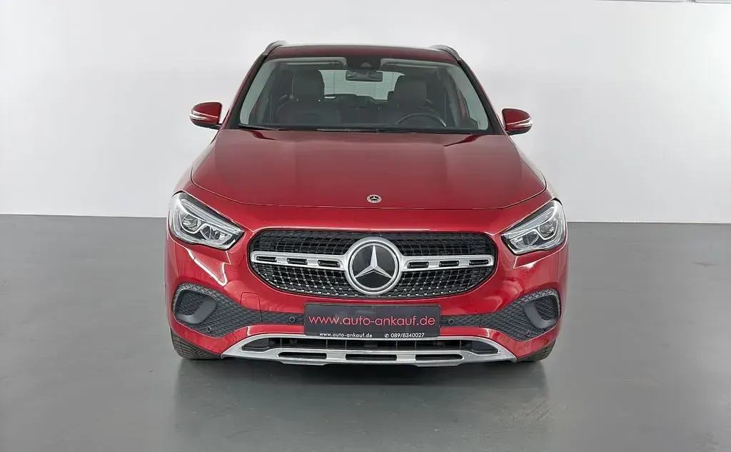 Gebraucht Mercedes GLA200 Progressive 163 PS (119 kW) 2021 Rot SUV