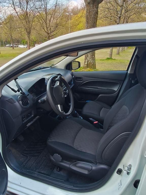 Gebraucht Mitsubishi Space Star Select 71 PS (52 kW) 2022 Weiß Kleinwagen