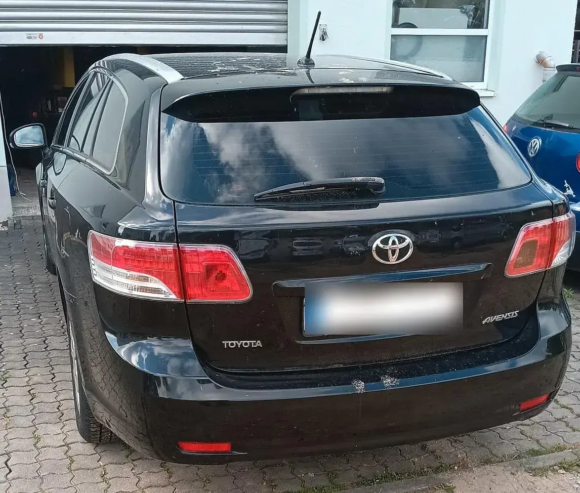 Gebraucht Toyota Avensis T2 146 PS (107 kW) 2010 Kombi