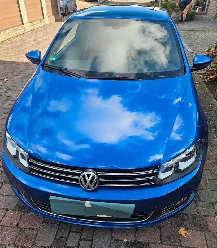Second-hand VW Eos Cup 140 CP (102 kW) 2015 Albastru Cabrio