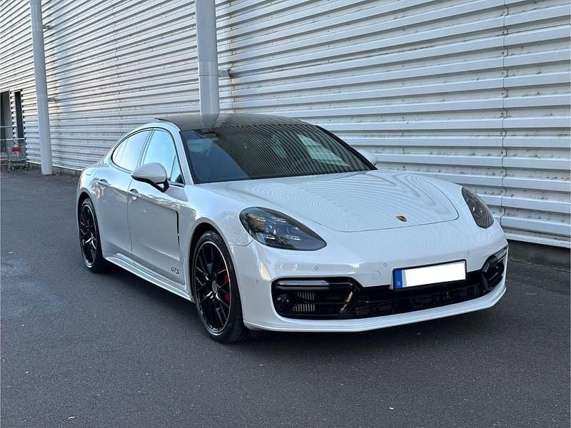 Weiß Gebraucht 2019 Porsche Panamera GTS Limousine | 65.990 € (Superpreis) - Bild 1/4