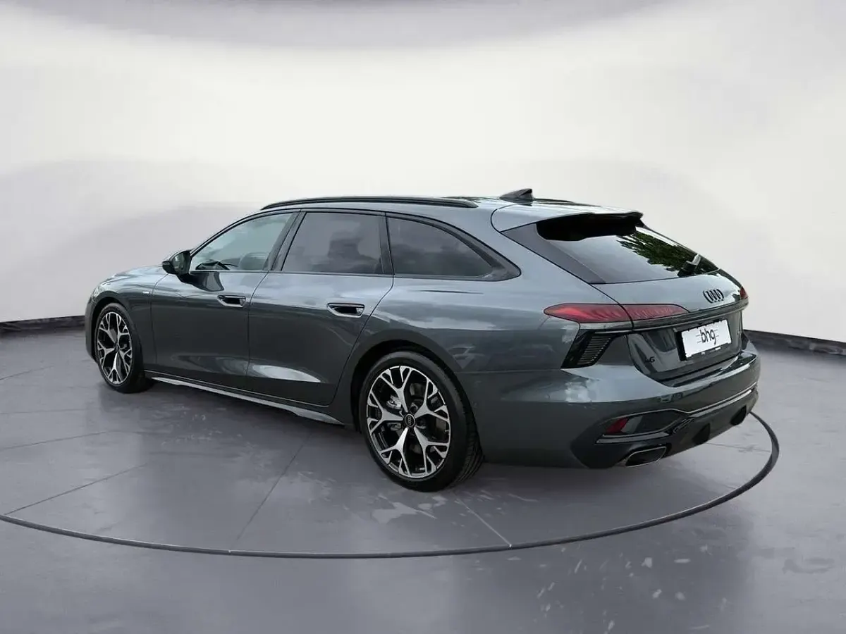 Neu Audi A6 367 PS (269 kW) 2026 Daytonagrau perleffekt Kombi