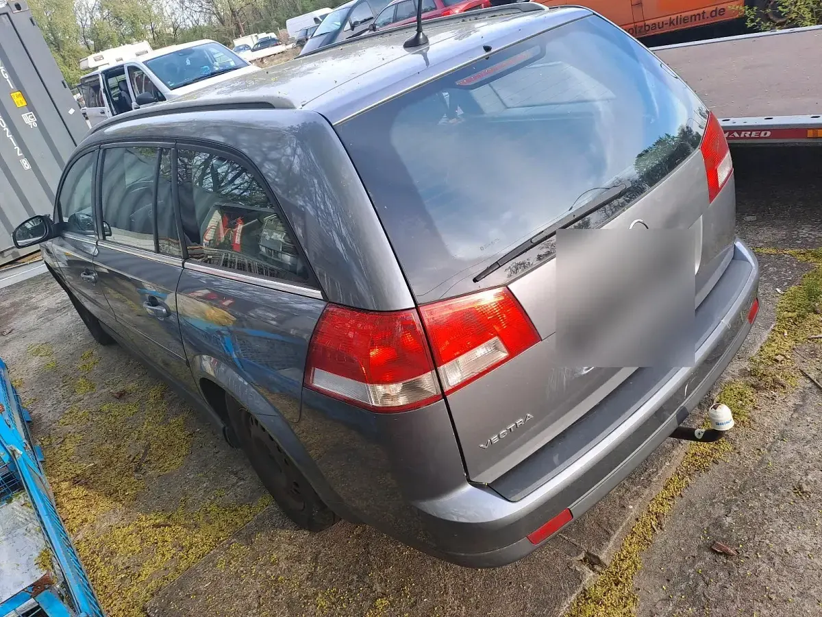 Brugt Opel Vectra 122 HK (89 kW) 2005 Sølv Stationcar