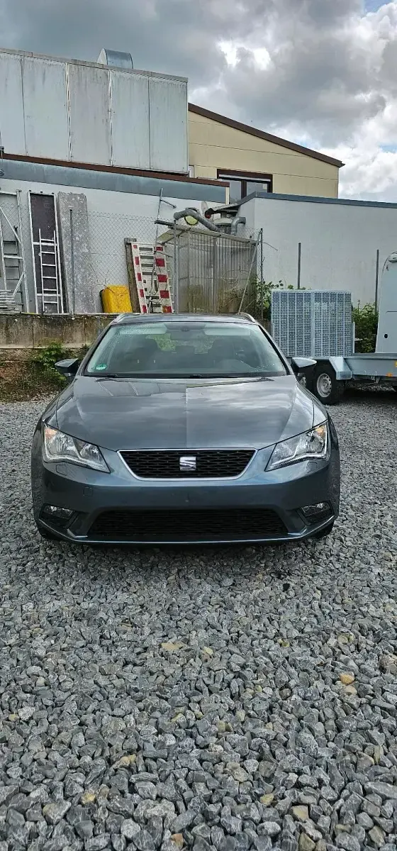 Gebraucht Seat Leon 105 PS (77 kW) 2014 Grau Kombi