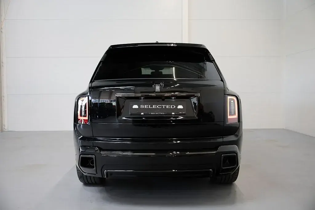 Neu Rolls Royce Cullinan 600 PS (441 kW) 2026 Schwarz SUV