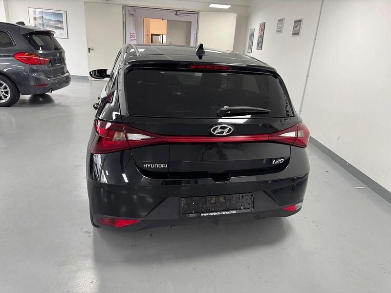 Gebraucht Hyundai i20 Edition 30 101 PS (74 kW) 2022 Schwarz Kleinwagen
