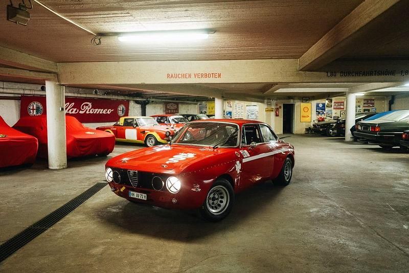 Rot Gebraucht 1972 Alfa Romeo GT Veloce Coupé | 75.000 € - Bild 1/4