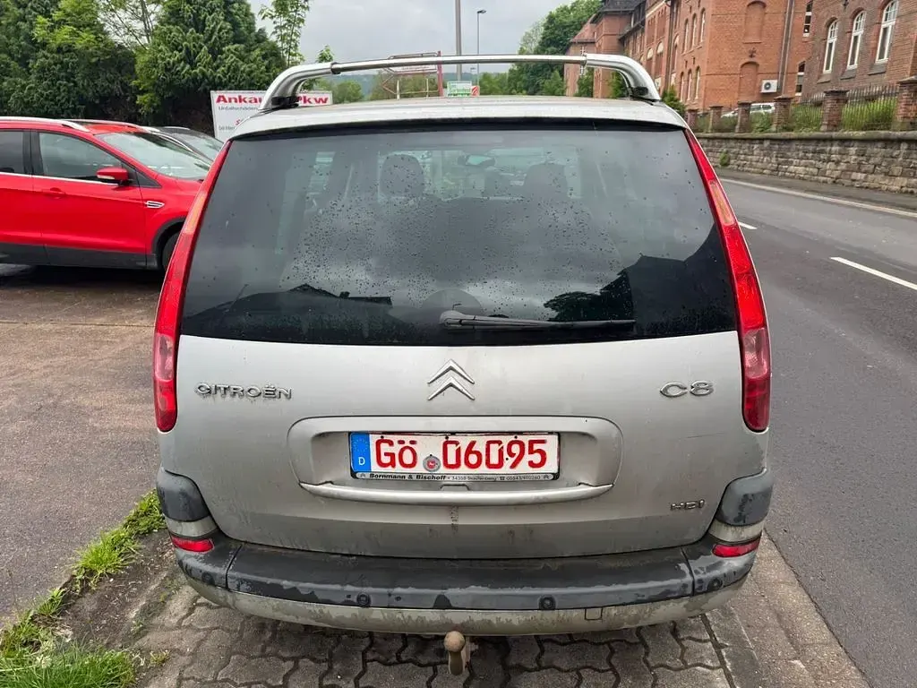 Używany Citroën C8 Exclusive 128 KM (94 kW) 2005 Srebrny Minivan