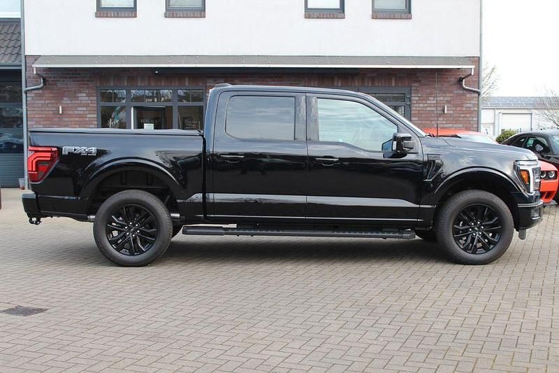 Neu Ford V8 Lariat 407 PS (299 kW) 2025 Schwarz SUV