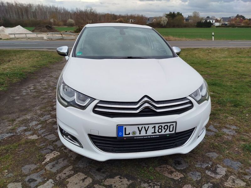 Gebraucht Citroën C4 PureTech 131 PS (96 kW) 2015 Weiß Limousine