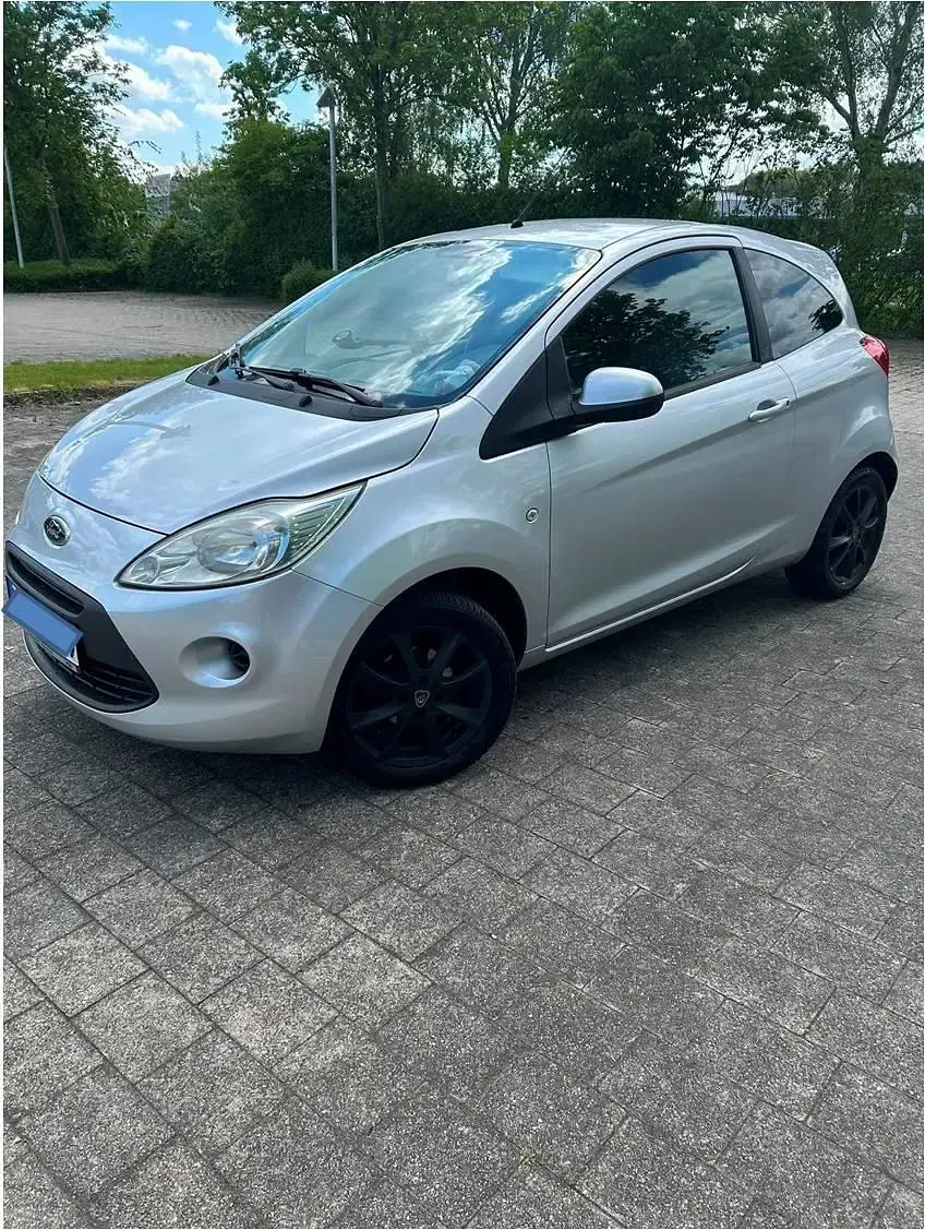 Gebraucht Ford Ka 69 PS (50 kW) 2011 Silber Kleinwagen