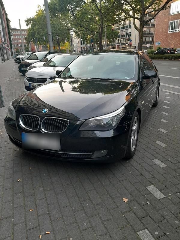 Gebraucht BMW 530 235 PS (172 kW) 2009 Schwarz Limousine