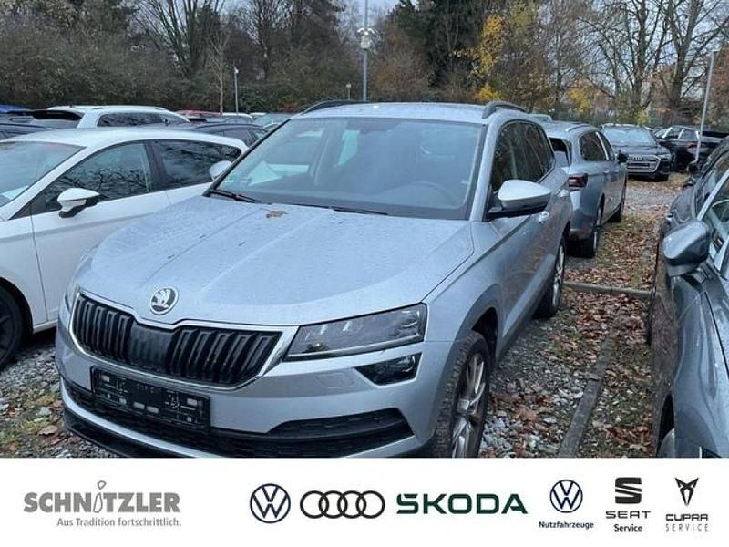 Silber Gebraucht 2022 Skoda Karoq Style SUV | 25.970 € (Superpreis) - Bild 1/2