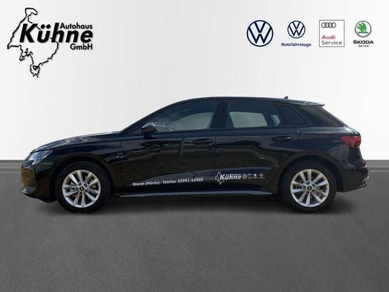 Gebraucht Audi A3 Ambiente 150 PS (110 kW) 2024 Schwarz Limousine