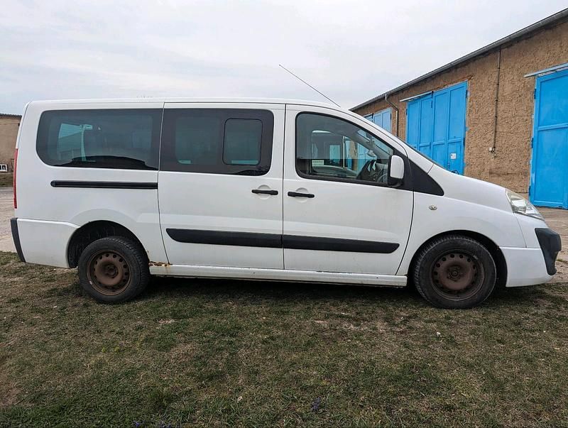 Gebraucht Citroën Jumpy 120 PS (88 kW) 2011 Weiß Van / Kleinbus