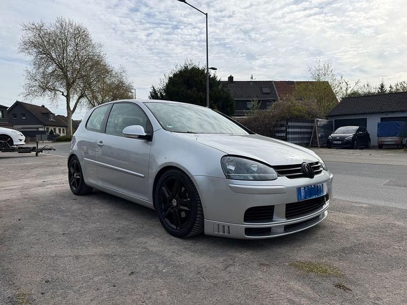 Gebraucht VW Golf IV 75 PS (55 kW) 2004 Silber Limousine