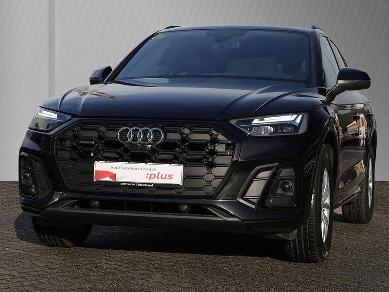 Gebraucht Audi Q5 Ambiente 204 PS (150 kW) 2022 Mythosschwarz metallic SUV
