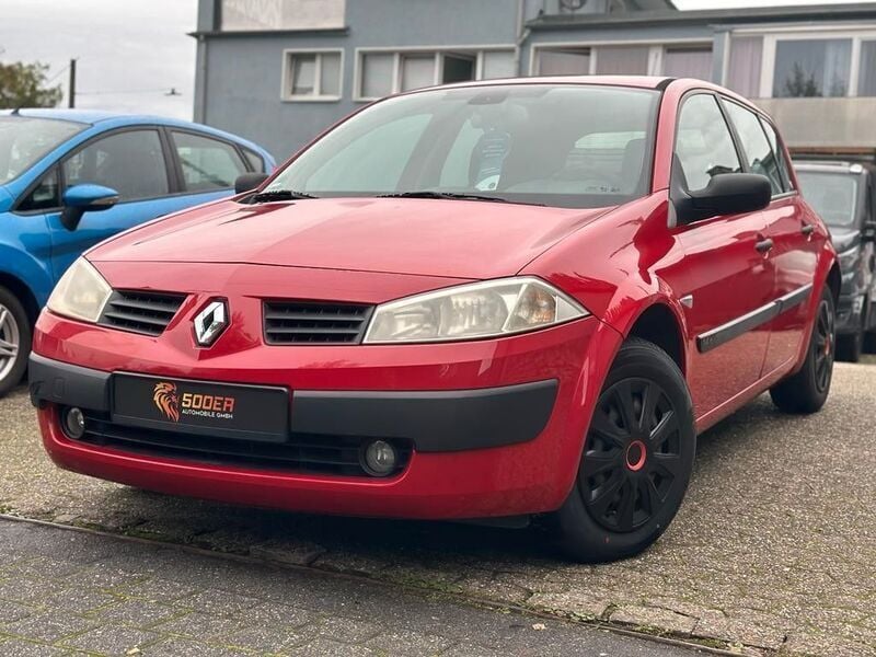 Hellrot Gebraucht 2003 Renault Mégane II Authentique Limousine | 900 € (Guter Preis) - Bild 1/4