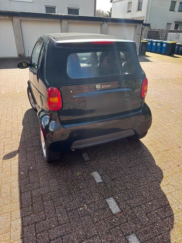 Gebraucht Smart ForTwo Cabrio 61 PS (44 kW) 2003 Schwarz Cabrio