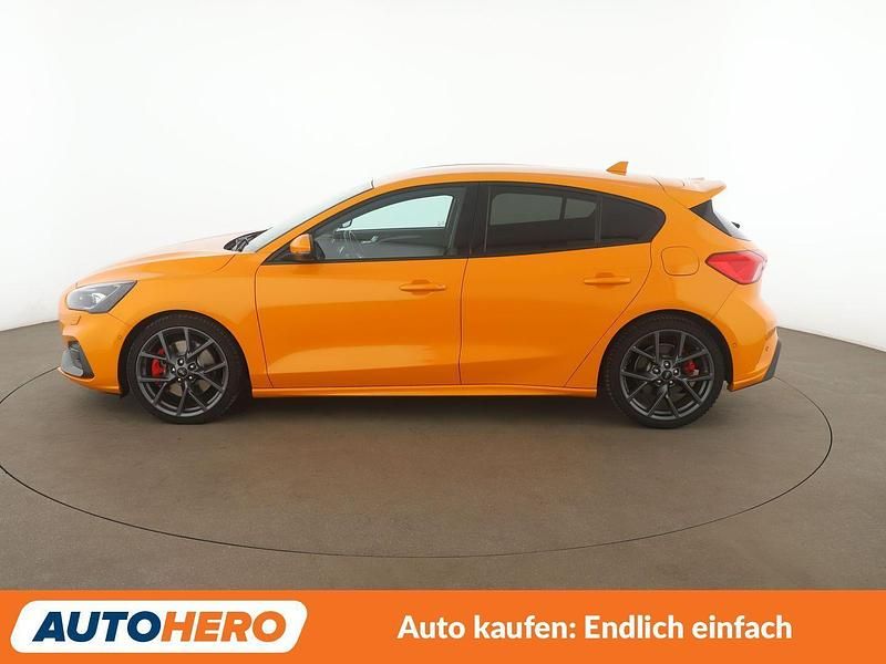 Gebraucht Ford Focus ST 280 PS (205 kW) 2019 Orange Limousine