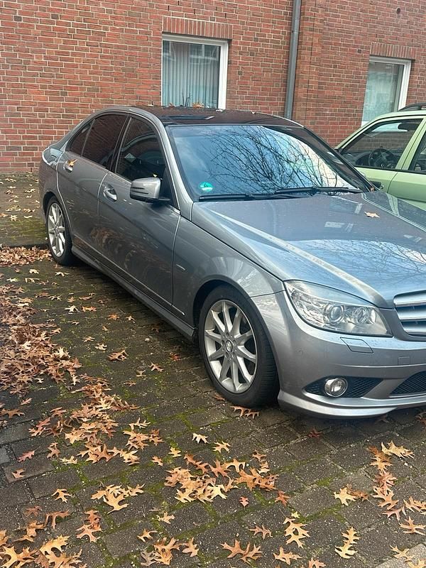 Gebraucht Mercedes C350 224 PS (164 kW) 2009 Grau Limousine