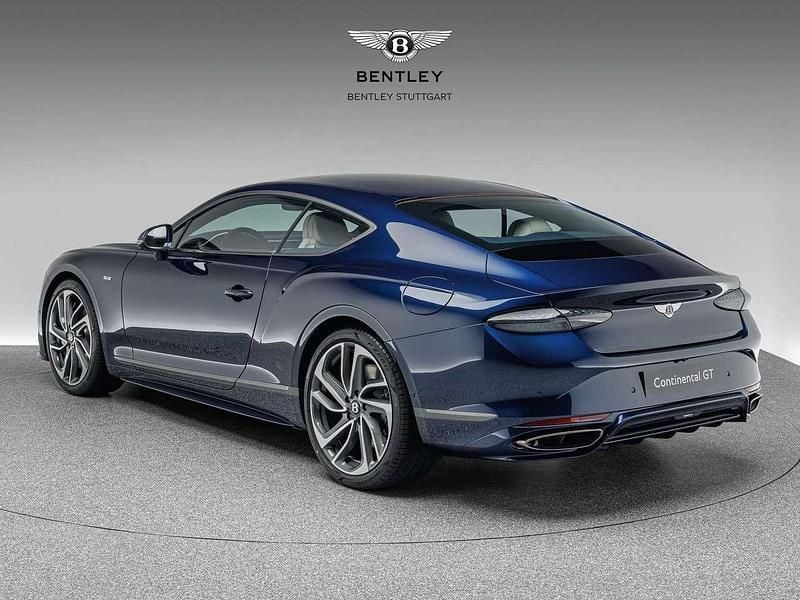 Neu Bentley Continental 782 PS (575 kW) 2026 Peacock Coupé