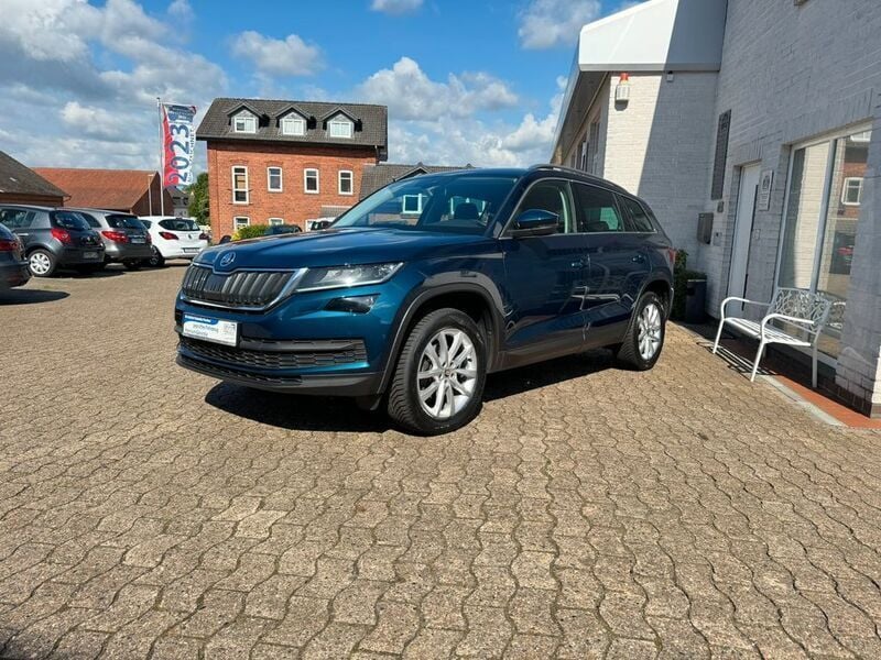 Blau Gebraucht 2017 Skoda Kodiaq Style SUV | 21.900 € (Fairer Preis) - Bild 1/4