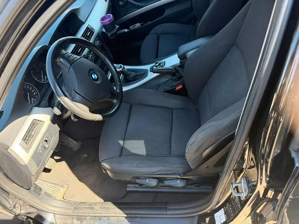 Second-hand BMW 320 Efficient Dynamics 163 CP (119 kW) 2012 Negru Break