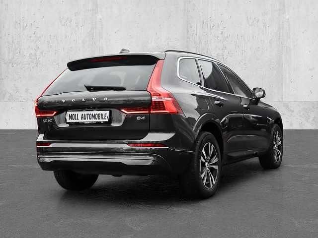 Gebraucht Volvo XC60 145 PS (106 kW) 2022 SUV