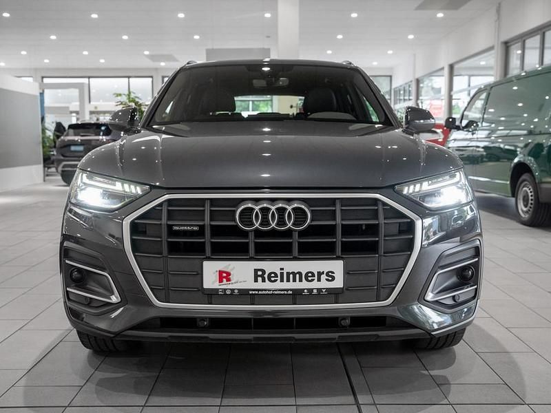 Gebraucht Audi Q5 Design 204 PS (150 kW) 2022 Grau / manhattangrau SUV