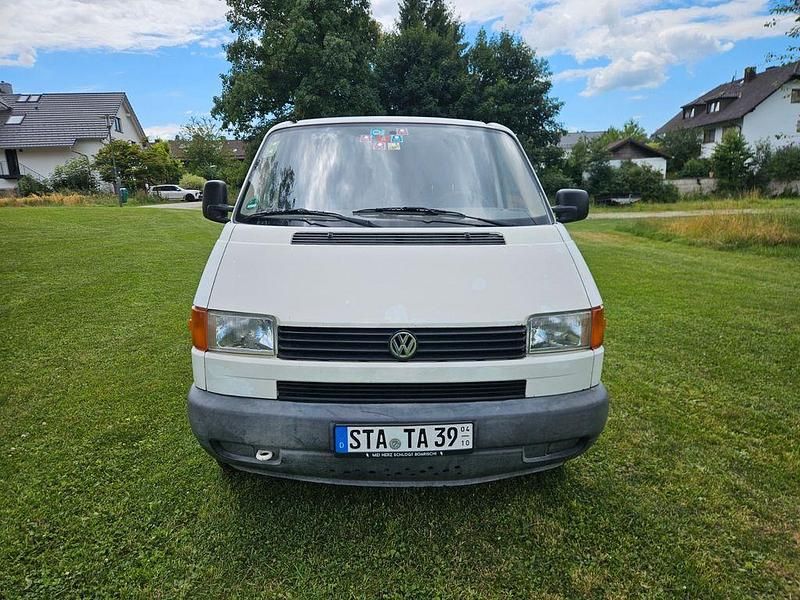 Weiß Gebraucht 1998 VW T4 Van | 9.000 € (Etwas zu teuer) - Bild 1/4