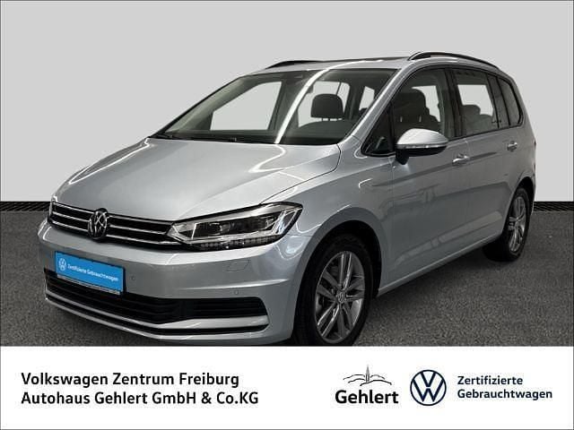 Silber Gebraucht 2024 VW Touran Comfortline Van / Kleinbus | 37.600 € (Etwas zu teuer) - Bild 1/4