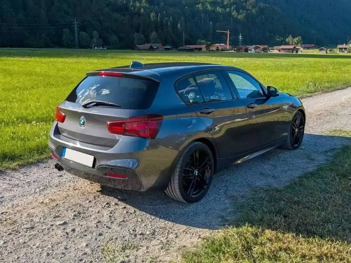 Gebraucht BMW 125 M Sport 224 PS (164 kW) 2019 Grau Limousine