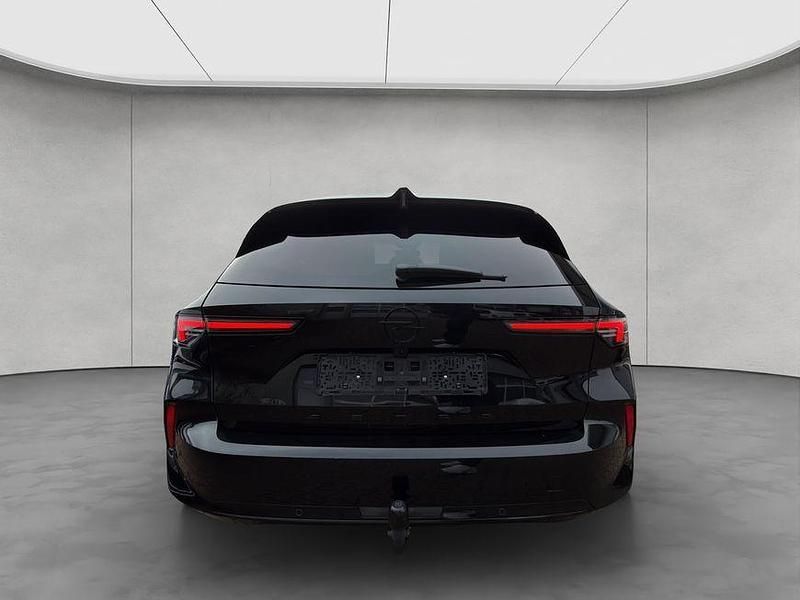 Gebraucht Opel Astra 131 PS (96 kW) 2024 Karbon schwarz metallic Kombi