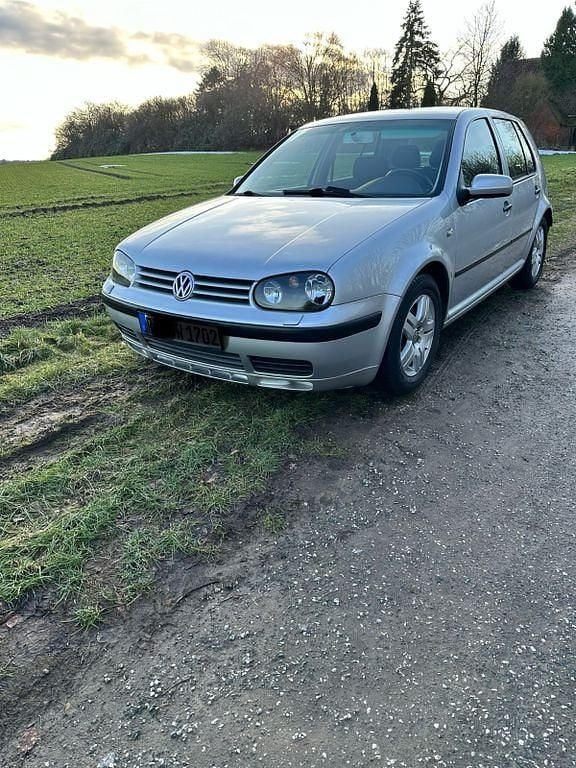 Gebraucht VW Golf IV GTI 116 PS (85 kW) 2001 Silber Limousine