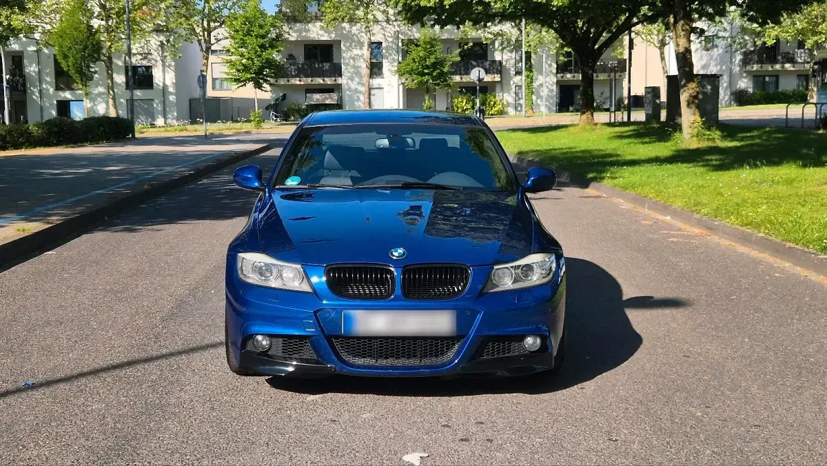 Gebraucht BMW 330 M Sport 272 PS (200 kW) 2011 Blau Limousine