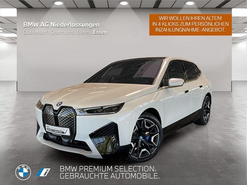 Weiß Gebraucht 2022 BMW iX Sport Line SUV | 61.699 € (Etwas zu teuer) - Bild 1/4