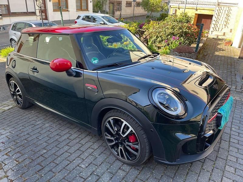 Gebraucht Mini John Cooper Works Classic 231 PS (169 kW) 2023 Grün Kleinwagen
