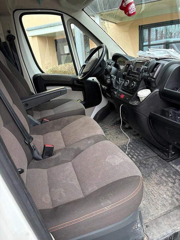 Gebraucht Peugeot Boxer 101 PS (74 kW) 2018 Van