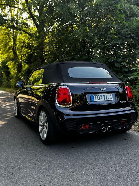 Gebraucht Mini Cooper S 192 PS (141 kW) 2017 Schwarz Kleinwagen