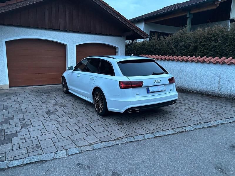 Gebraucht Audi A6 S-Line 190 PS (139 kW) 2017 Weiß Kombi