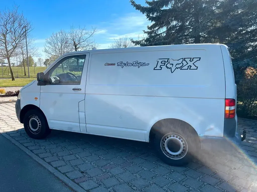 Second-hand VW Transporter 102 CP (75 kW) 2007 Alb Van