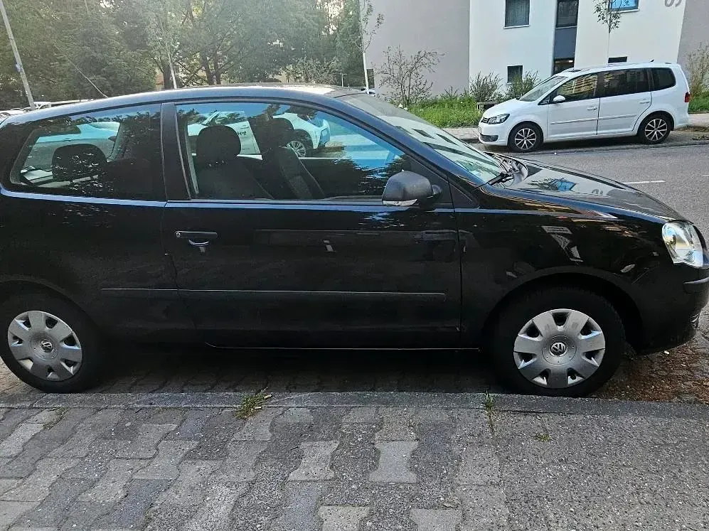 Gebraucht VW Polo 71 PS (52 kW) 2009 Schwarz Kleinwagen