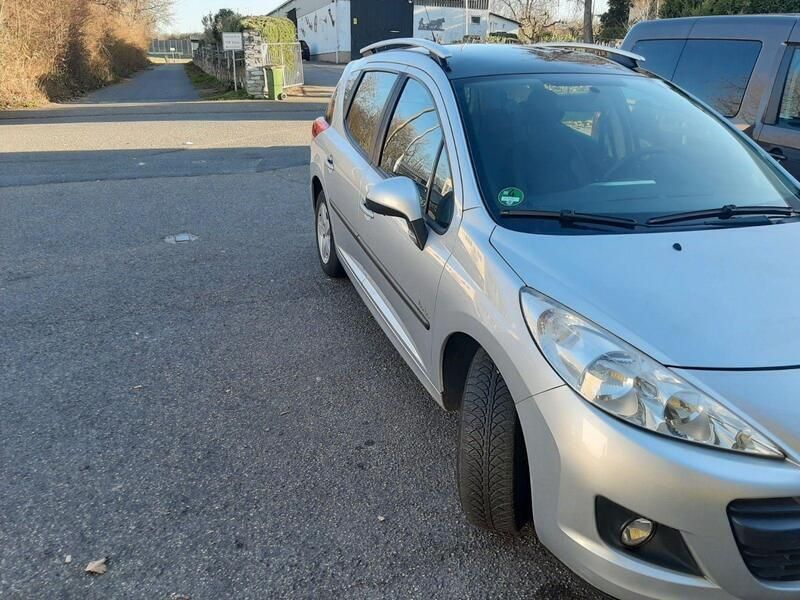 Schwarz Gebraucht 2010 Peugeot 207 Kombi | 3.590 € (Fairer Preis) - Bild 1/4
