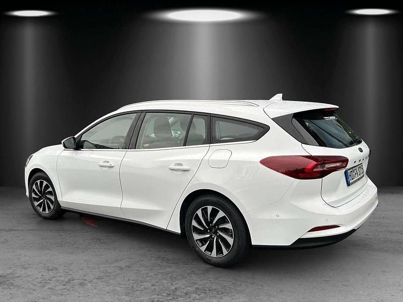 Gebraucht Ford Focus Titanium 125 PS (91 kW) 2025 Frostweiß Kombi