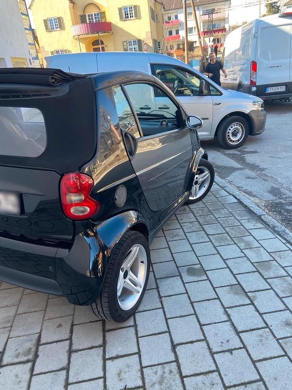 Gebraucht Smart ForTwo Cabrio 61 PS (44 kW) 2004 Schwarz Cabrio