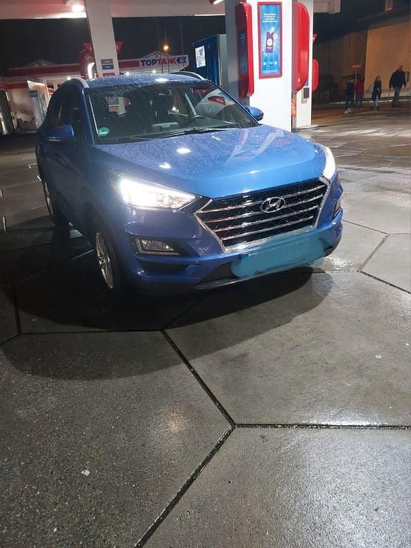 Blau Gebraucht 2019 Hyundai Tucson Trend SUV | 15.999 € (Fairer Preis) - Bild 1/4